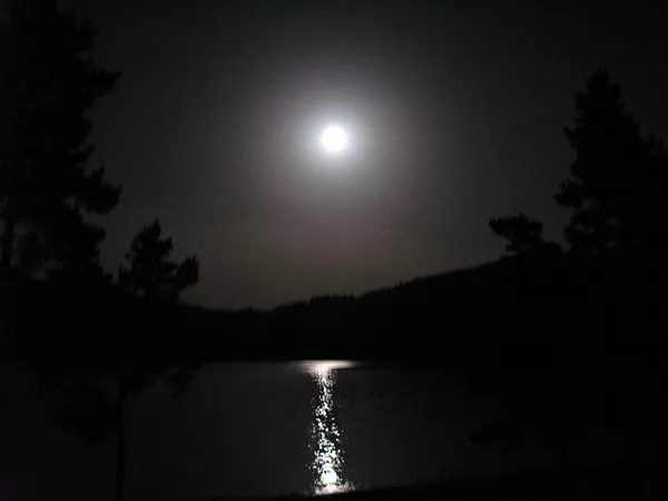 User submitted picture: During the night, Part 1...